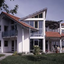 Pfänder Fensterbau - Holz-Aluminium-Fassade