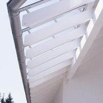 Pfänder Fensterbau - Vordach Holz-Aluminium