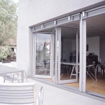 Pfänder Fensterbau - Falttür-Holz